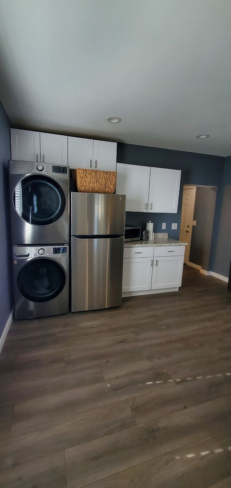 Furnished Finder property 483855_1 photo 3