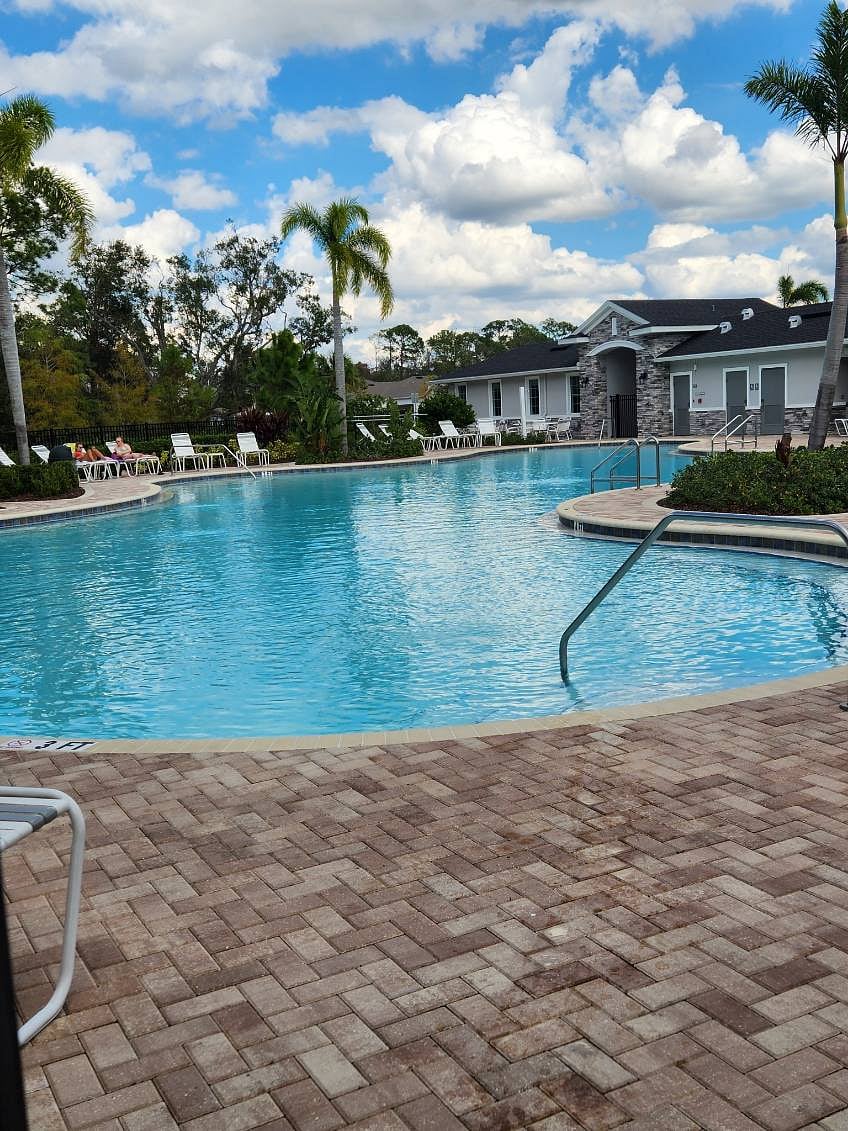 Furnished Finder property 483864_1 photo 32