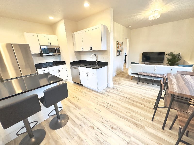 Furnished Finder property 483914_1 photo 3