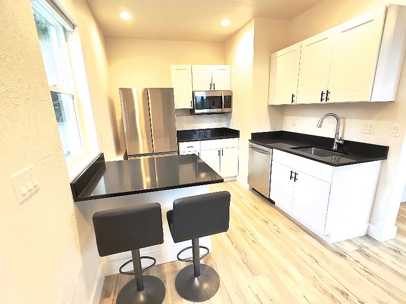 Furnished Finder property 483914_1 photo 4