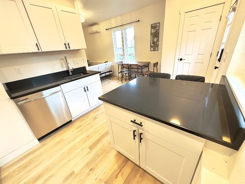 Furnished Finder property 483914_1 photo 8