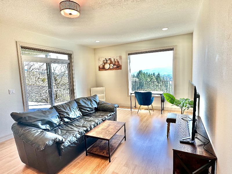 Furnished Finder property 483914_2 photo 3