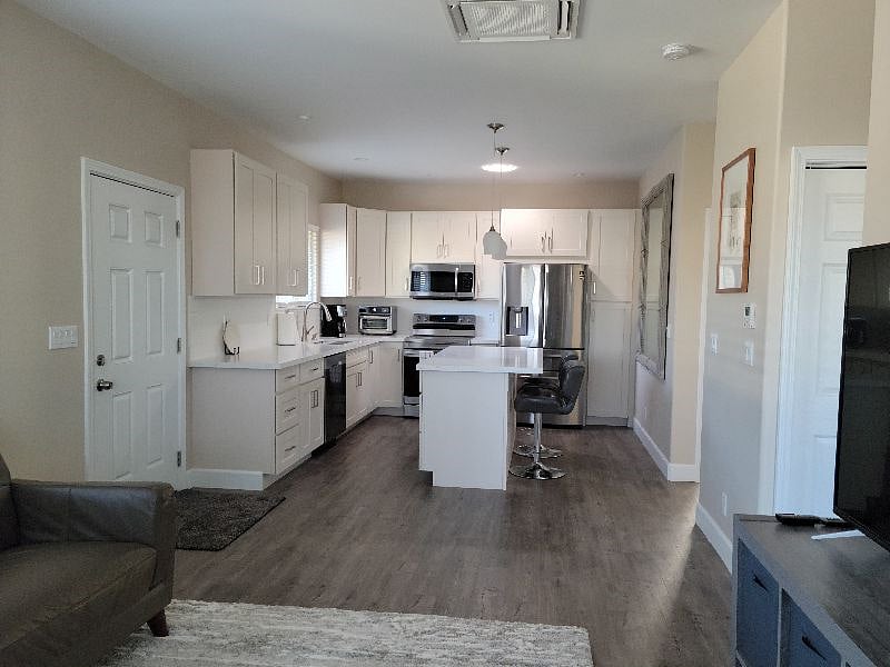 Furnished Finder property 483964_1 photo 3