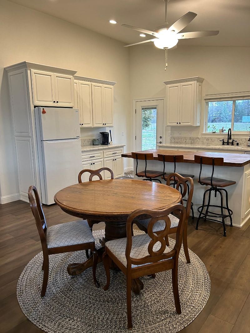 Furnished Finder property 483978_1 photo 4