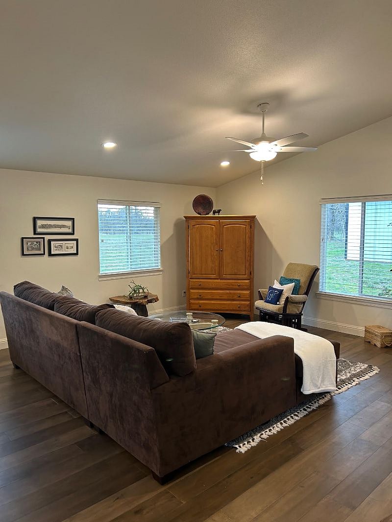Furnished Finder property 483978_1 photo 18