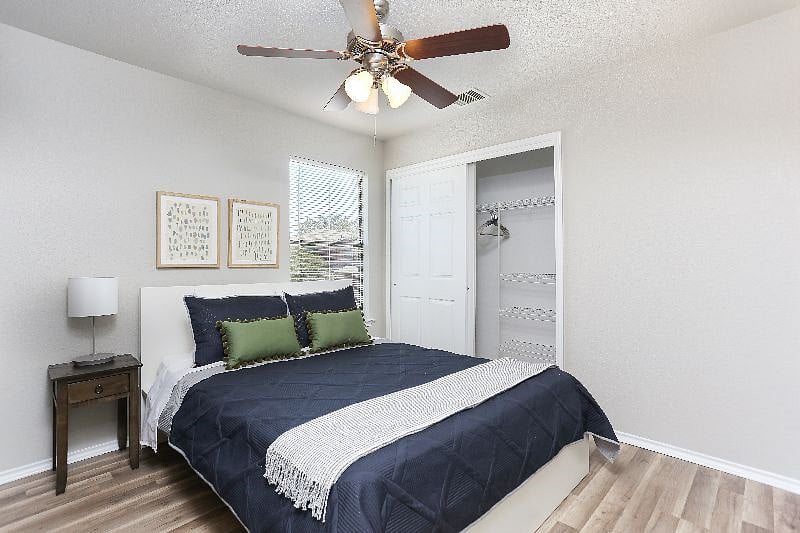Queen Bed