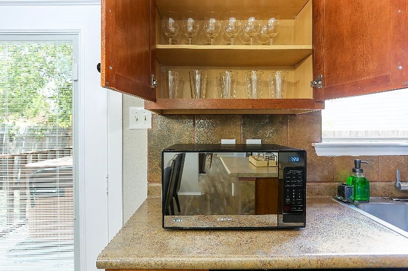 Furnished Finder property 483986_1 photo 22