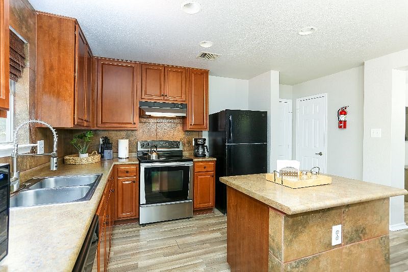Furnished Finder property 483986_1 photo 18