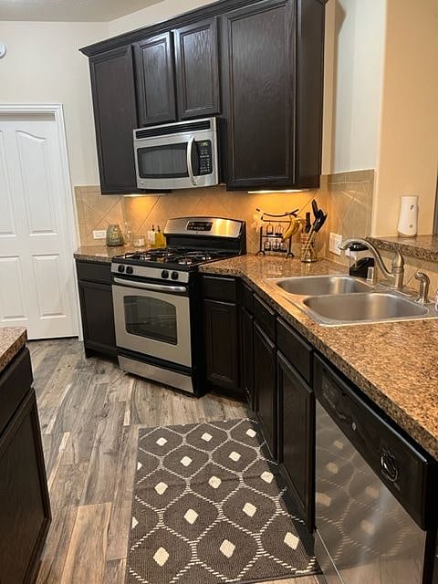 Furnished Finder property 484030_1 photo 12