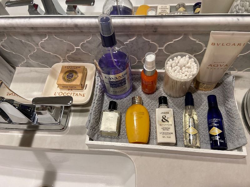 I prepared high quality bath products by french company L'Occitane and Bulgari that you would feel cared for.