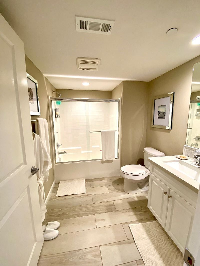 Bathtub is very comfortable if after long hours working you would like to have a quiet time taking a bath to recharge and if I am home I will make you my special Hot Chocolate.  I am in a food business.

