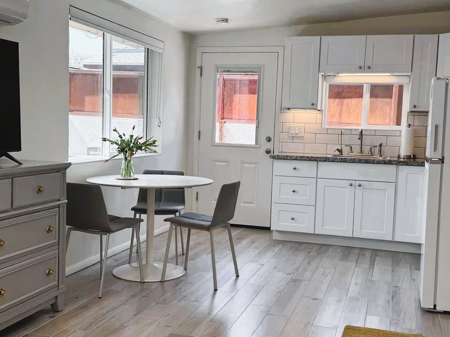 Dining area and full kitchen