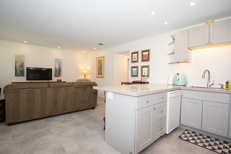 Furnished Finder property 484073_1 photo 4