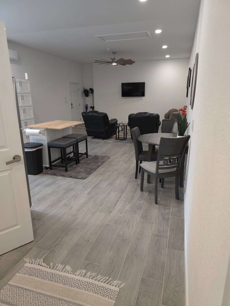 Furnished Finder property 484076_1 photo 3