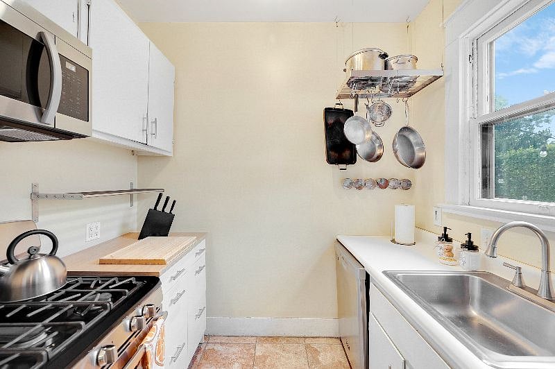 Furnished Finder property 484088_1 photo 15