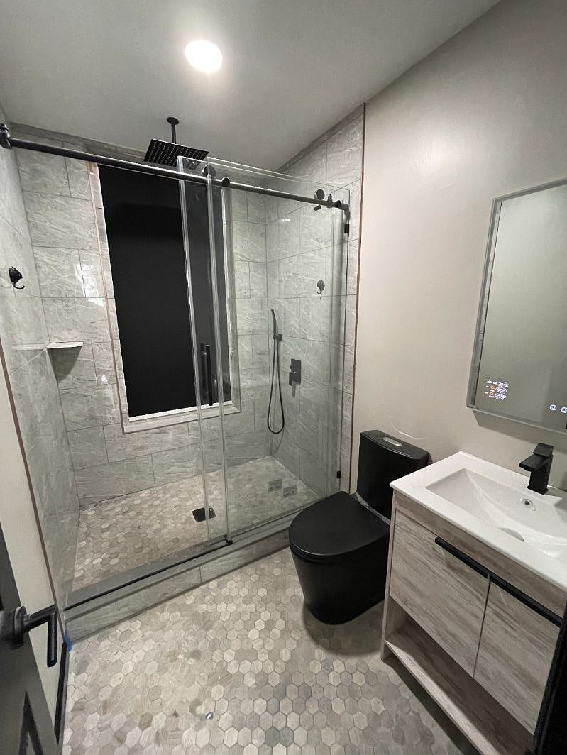 Luxurious rainfall shower !!