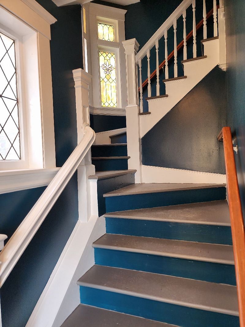 Front Private Staircase