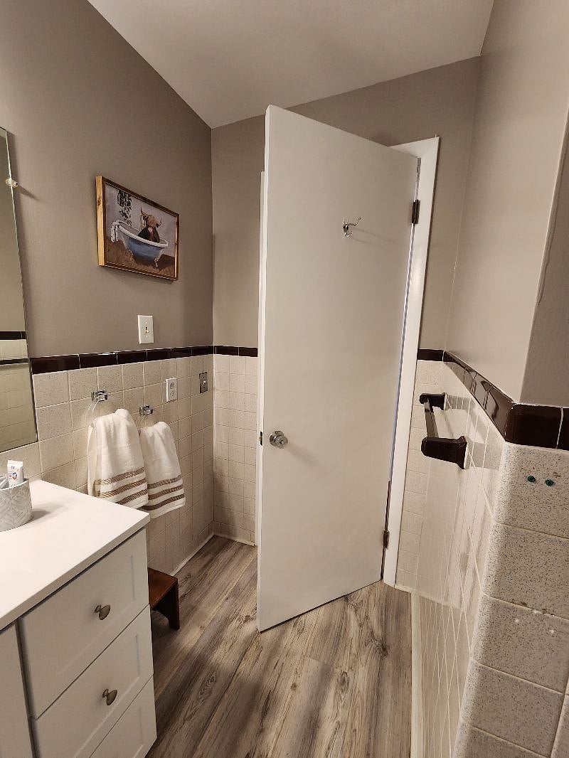 Furnished Finder property 484108_1 photo 30