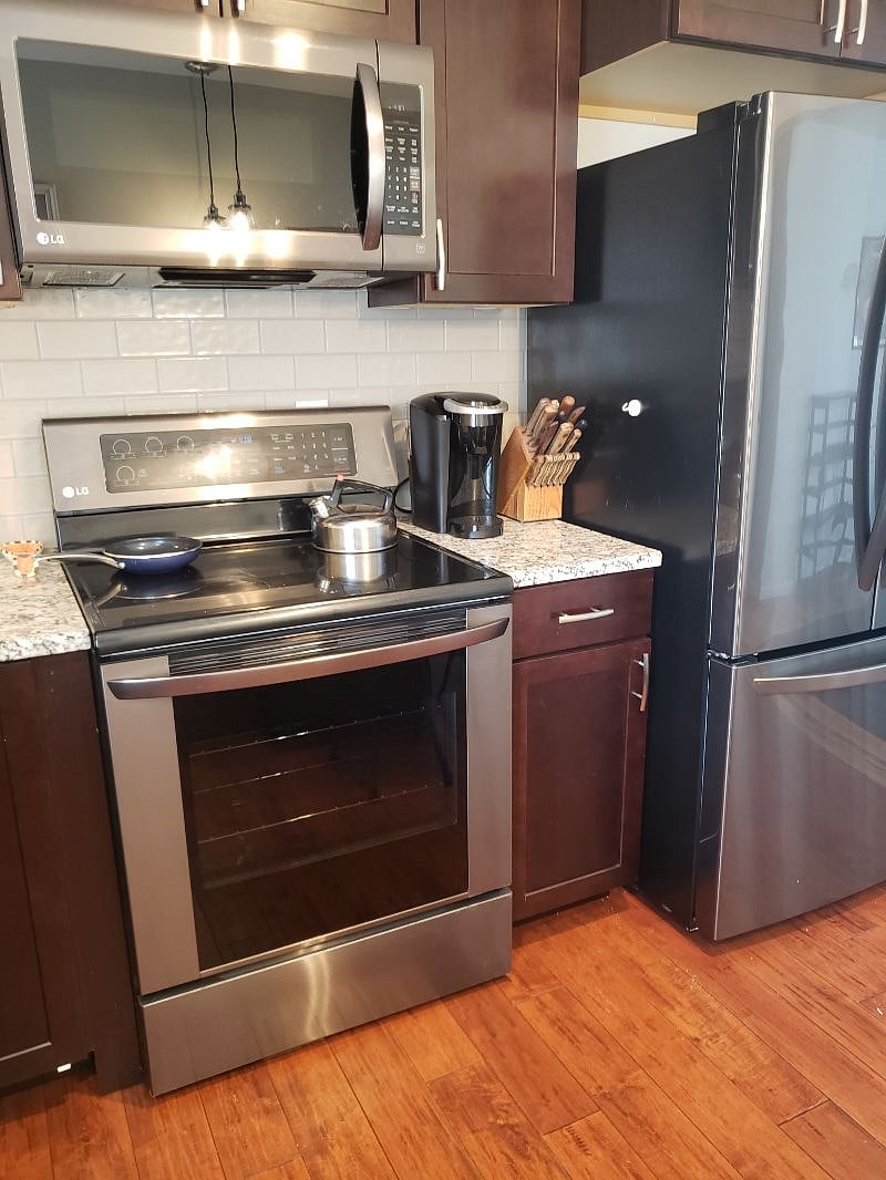 Furnished Finder property 484114_1 photo 8