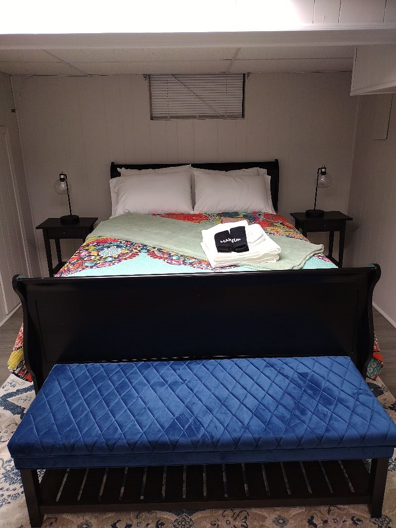 Furnished Finder property 484125_1 photo 3
