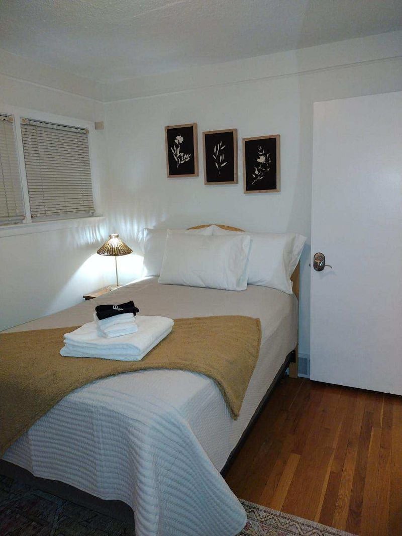 Furnished Finder property 484125_1 photo 5