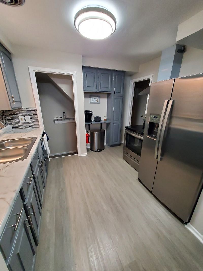 Furnished Finder property 484125_1 photo 8