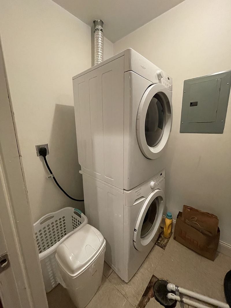 full size washer and dryer in the apartment