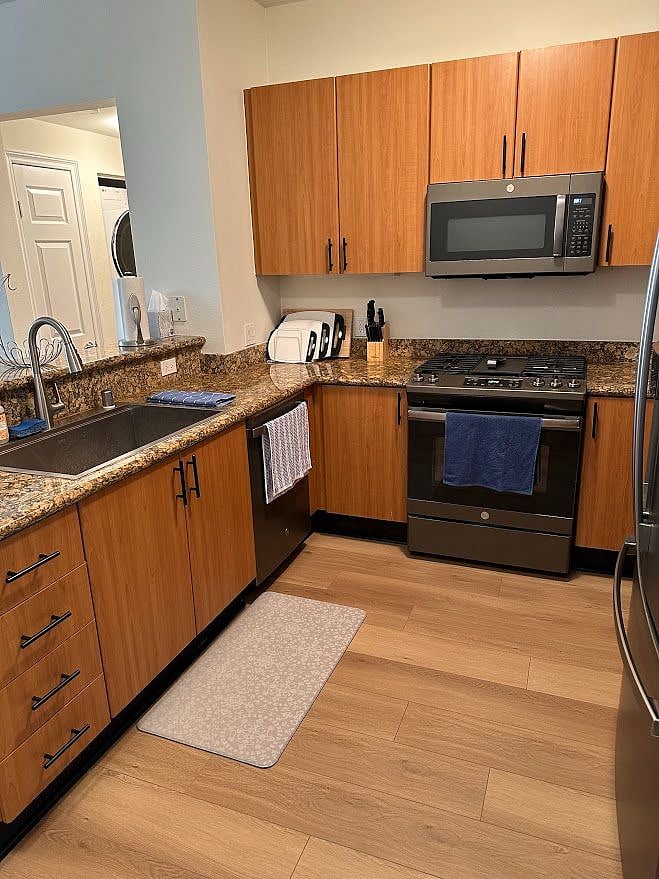 Furnished Finder property 484167_1 photo 9
