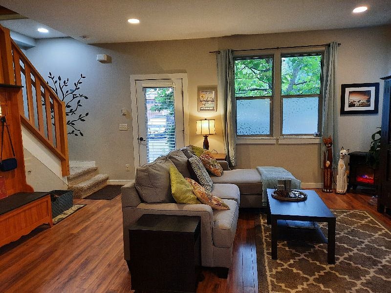 Furnished Finder property 484175_1 photo 7