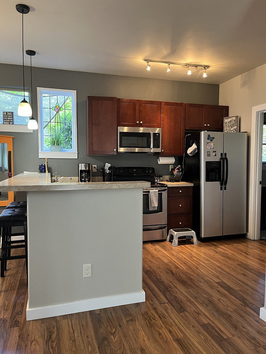 Furnished Finder property 484175_1 photo 8