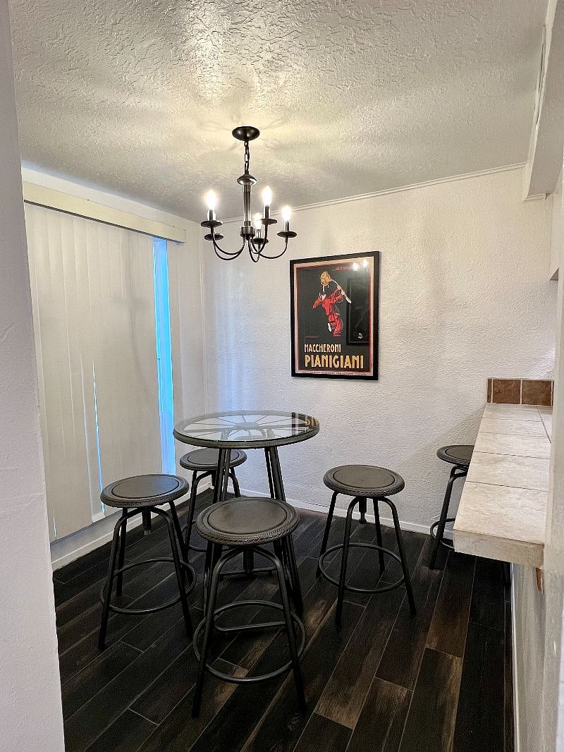 Furnished Finder property 484201_1 photo 3