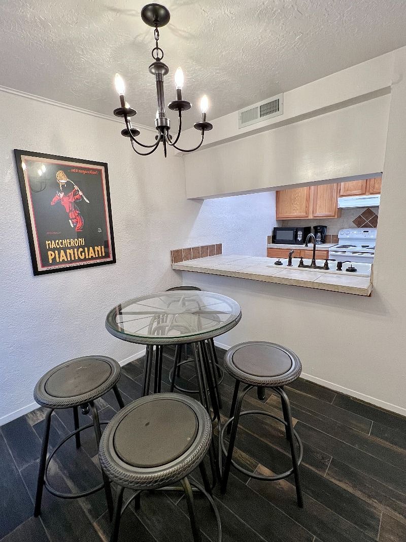 Furnished Finder property 484201_1 photo 4