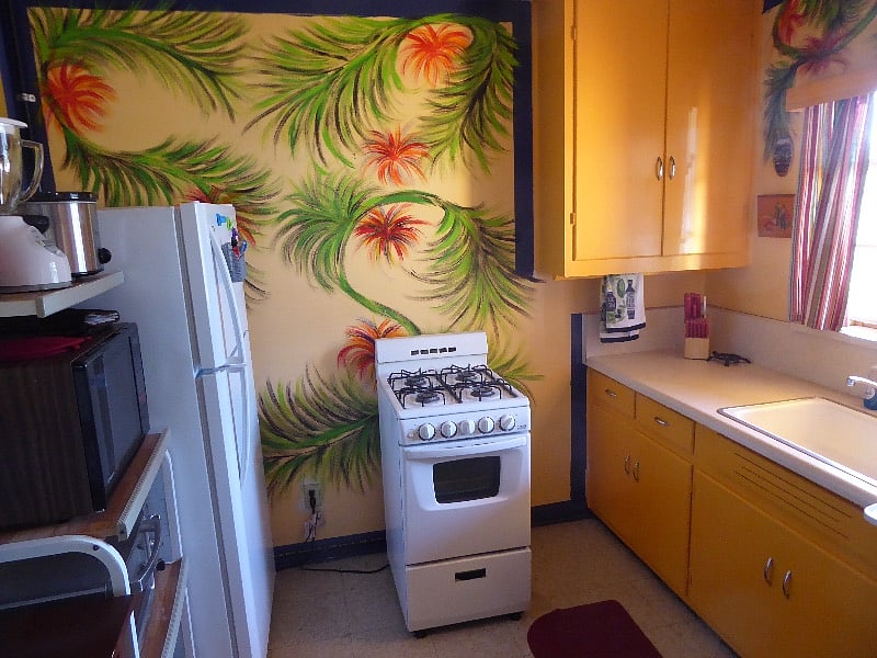 North unit, kitchen