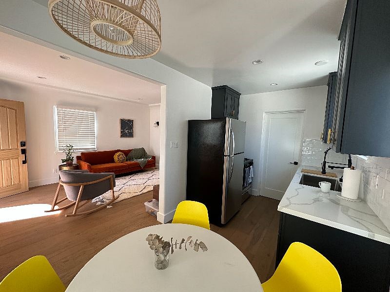 Furnished Finder property 484230_1 photo 7