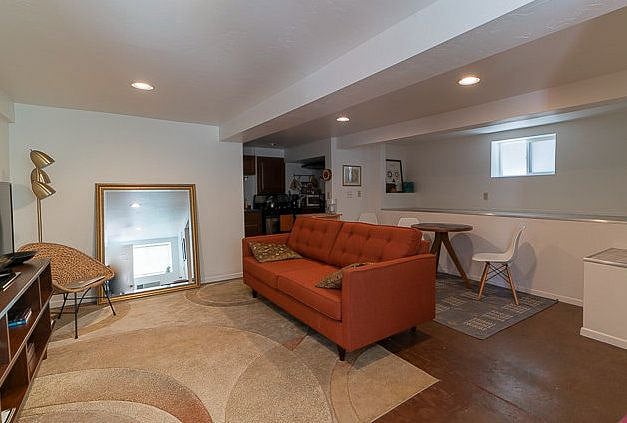 Furnished Finder property 484249_1 photo 3