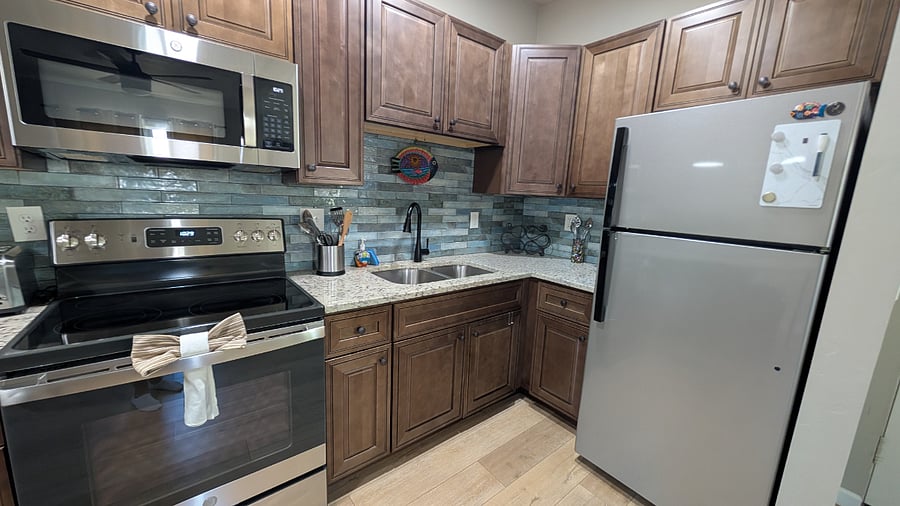 Furnished Finder property 484269_2 photo 3