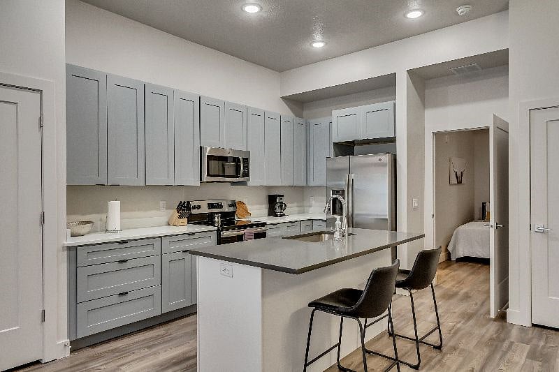 Furnished Finder property 484275_1 photo 8