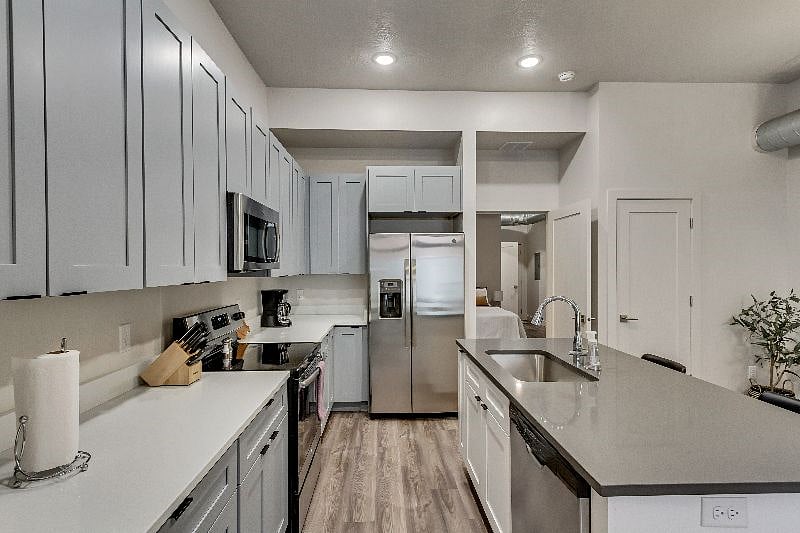 Furnished Finder property 484275_1 photo 11