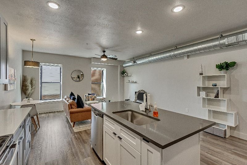 Furnished Finder property 484276_1 photo 5