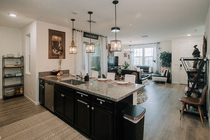Furnished Finder property 484313_1 photo 20