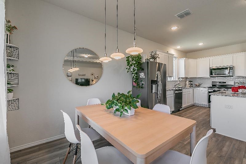 Furnished Finder property 484345_1 photo 11
