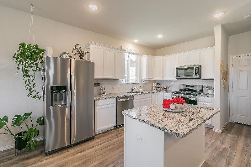 Furnished Finder property 484345_1 photo 14