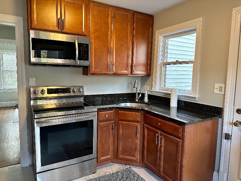 Furnished Finder property 484411_1 photo 12