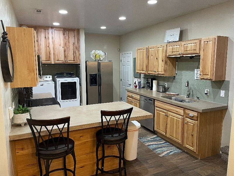 Furnished Finder property 484442_1 photo 5