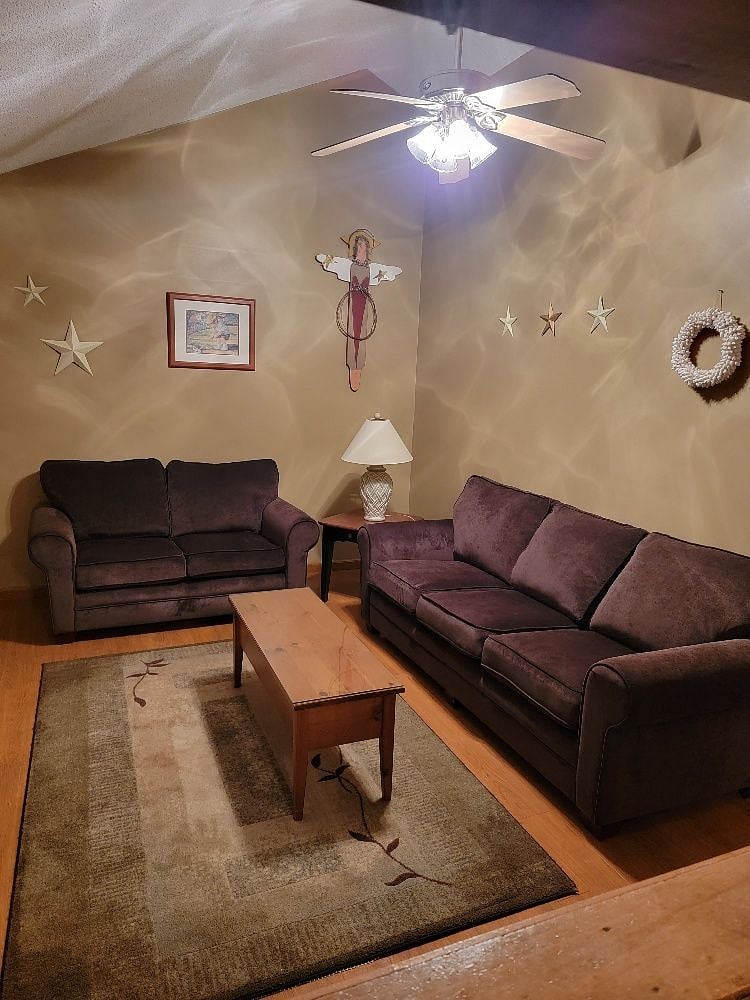 Furnished Finder property 484471_1 photo 2