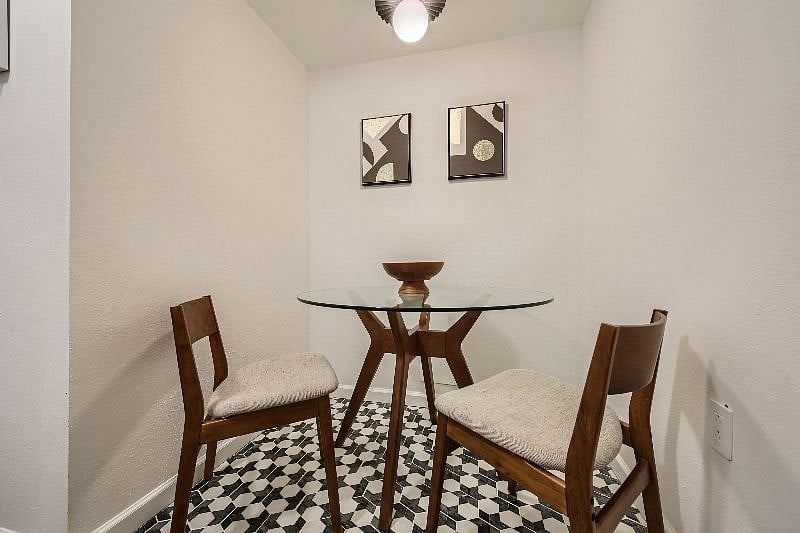 Furnished Finder property 484523_1 photo 7