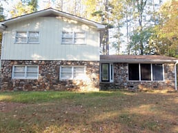 Furnished Finder property 484625_1 photo 7