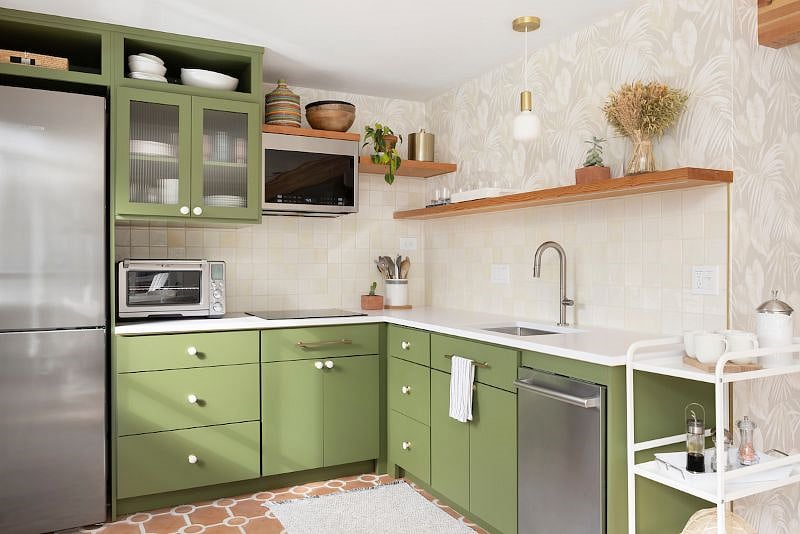Kitchen has refrigerator, countertop oven, induction cooktop, microwave, dishwasher. We provide all the necessary cookware, tableware, utensils, etc. entra