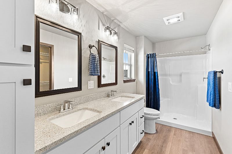Private Master Bathroom
