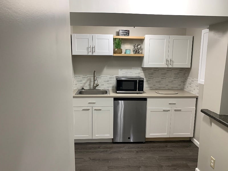 Furnished Finder property 484641_1 photo 3
